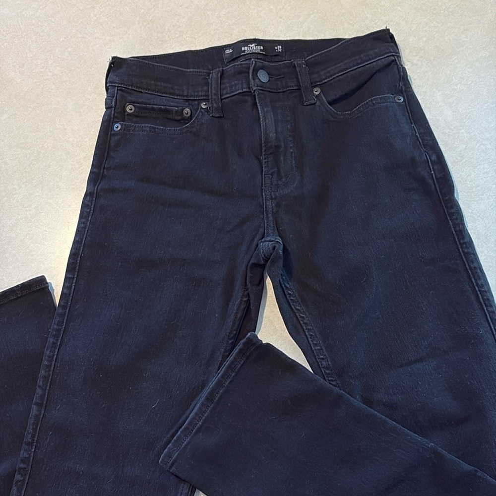 Hollister Black Slim Straight Jeans Essential Style